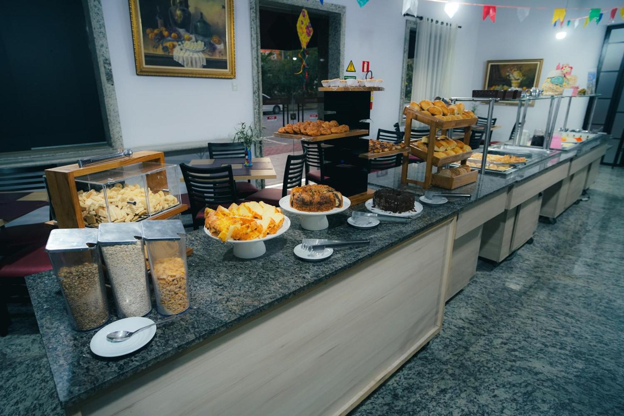 Hotel Euro Suite Pocos De Caldas By Nacional Inn Exterior foto